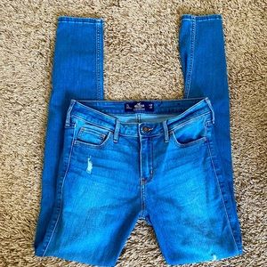 Hollister Mid Rise Super Skinny Jeans Size 2